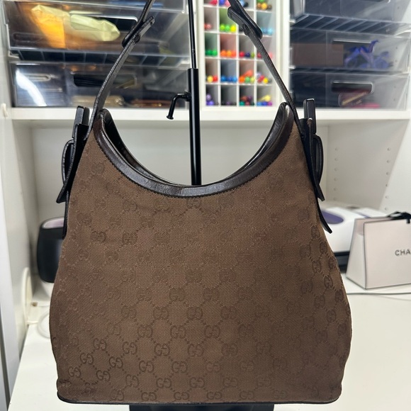 Gucci Brown Hobo Bag with Textured Fabric and
 Leather Trim - Picture 2 of 13